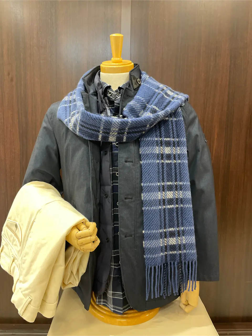 JOSEPH ABBOUD 松山 コーディネート画像