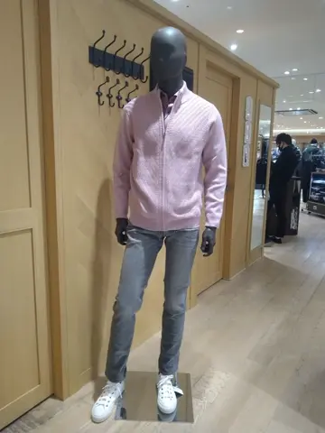 JOSEPH ABBOUD 重留 コーディネート画像