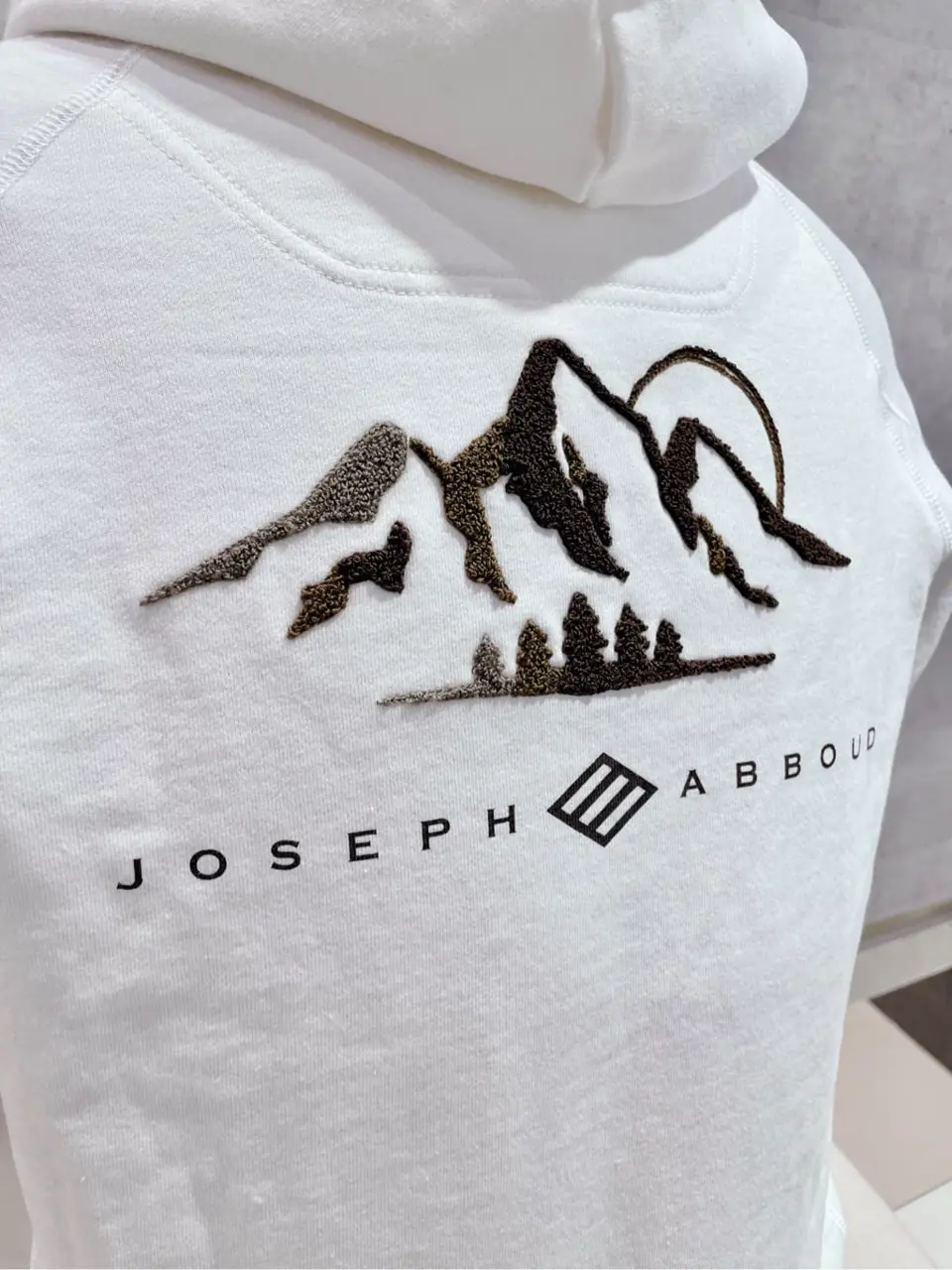 JOSEPH ABBOUD 二澤 コーディネート画像