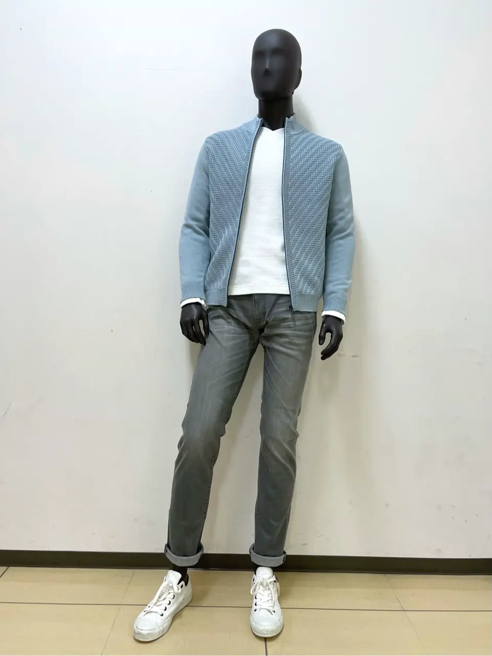 JOSEPH ABBOUD 金本 コーディネート画像