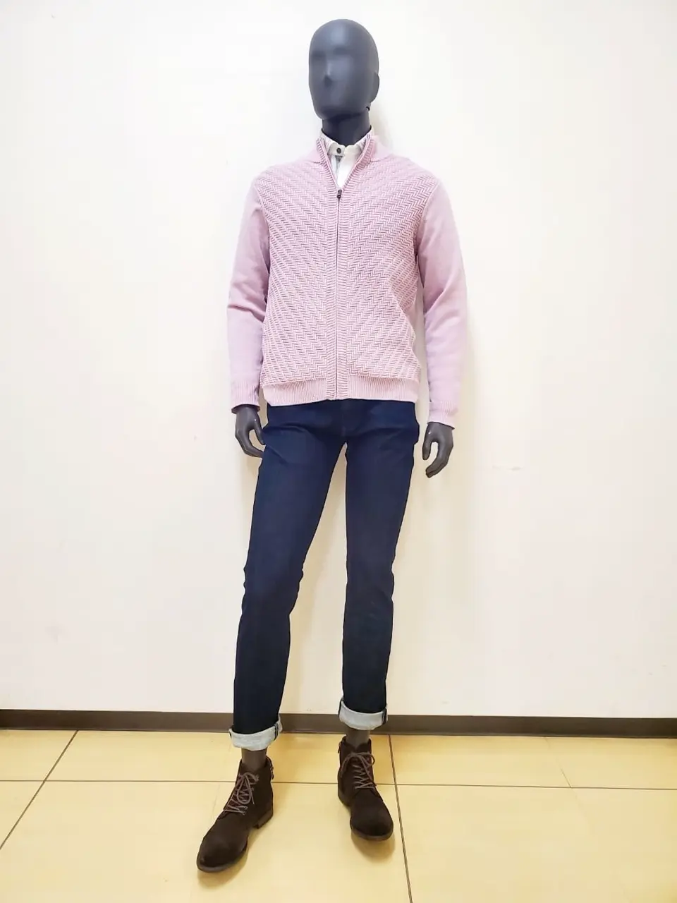 JOSEPH ABBOUD 亀井 コーディネート画像