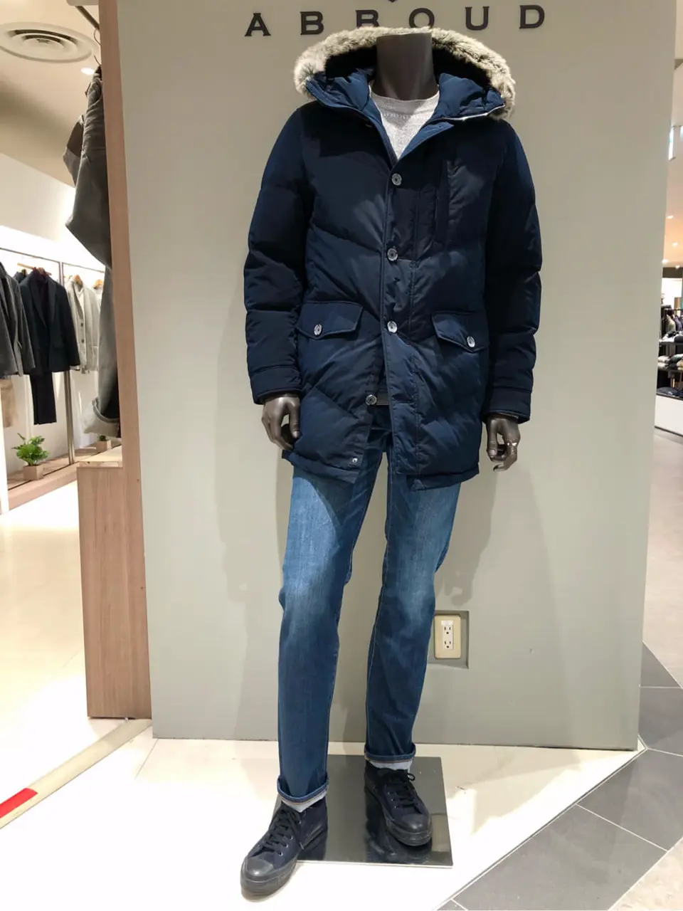 JOSEPH ABBOUD 川田 コーディネート画像