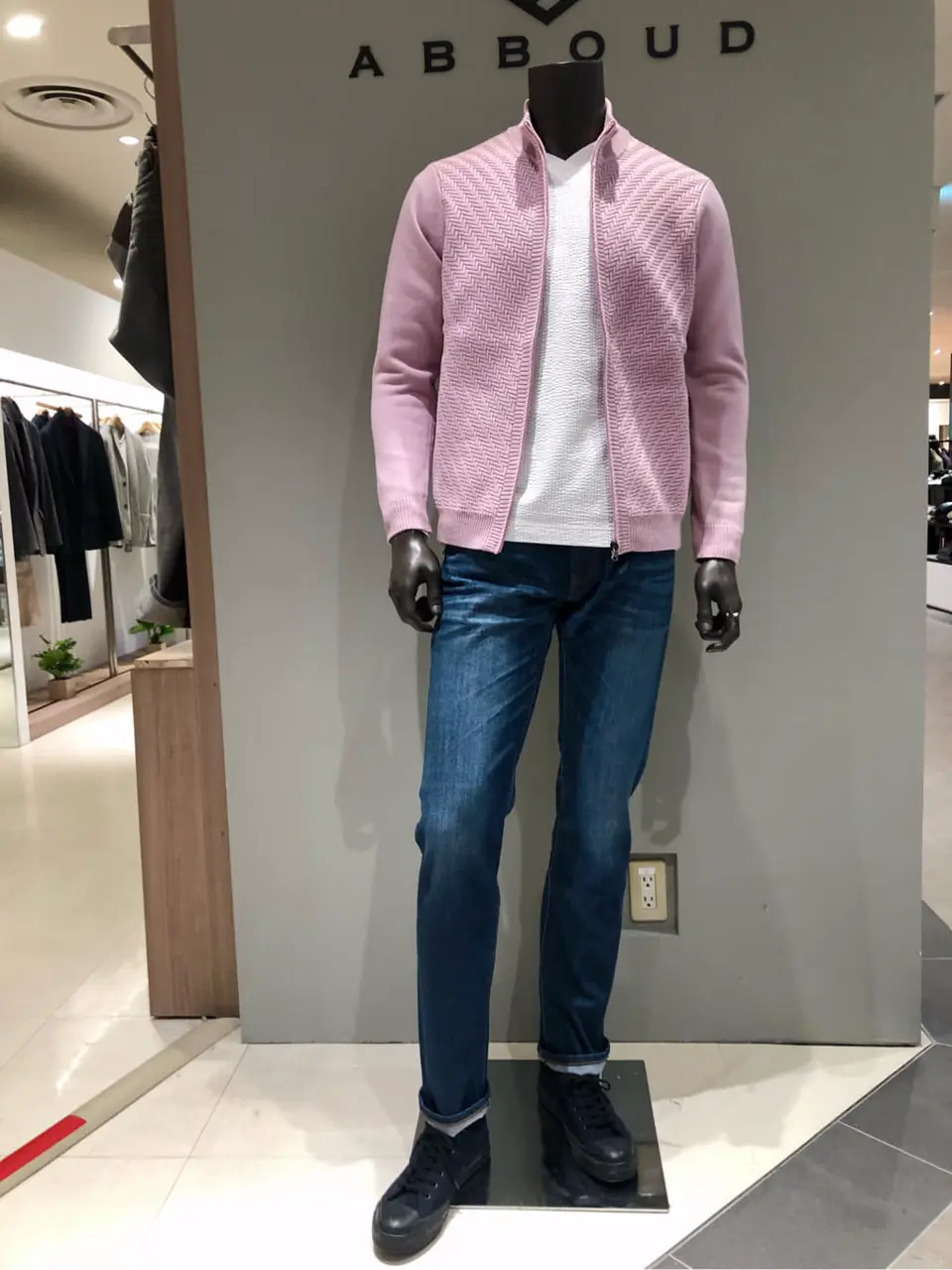 JOSEPH ABBOUD 川田 コーディネート画像