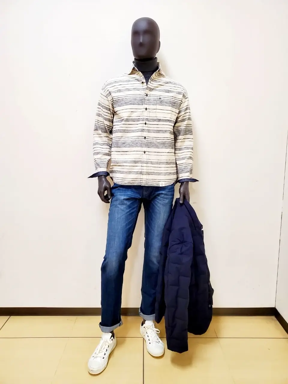 JOSEPH ABBOUD 亀井 コーディネート画像