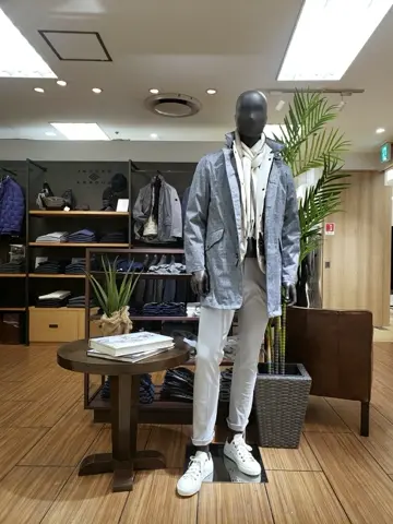 JOSEPH ABBOUD 中西 コーディネート画像