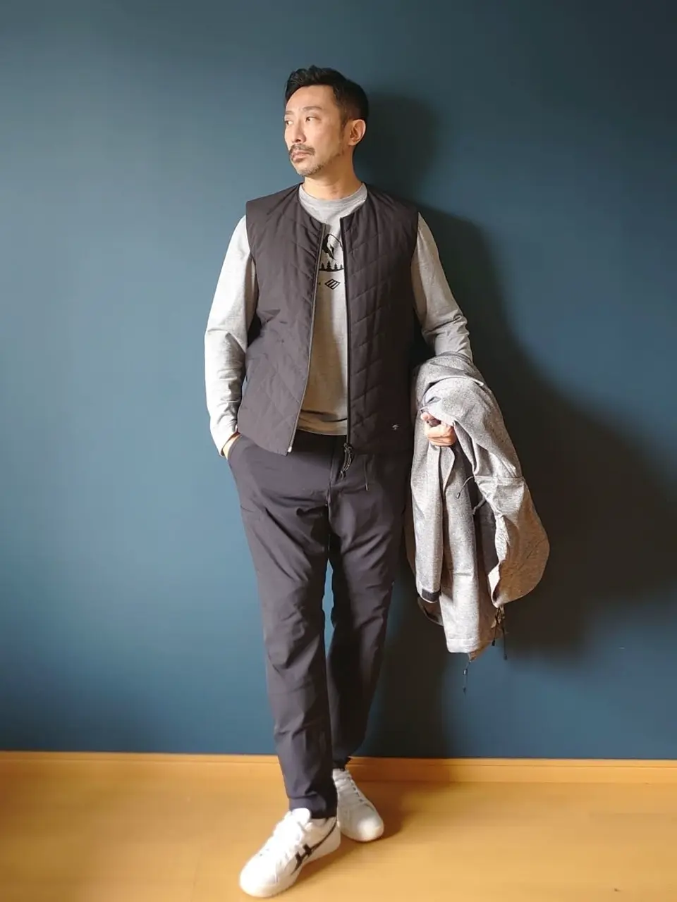 JOSEPH ABBOUD 安東 コーディネート画像