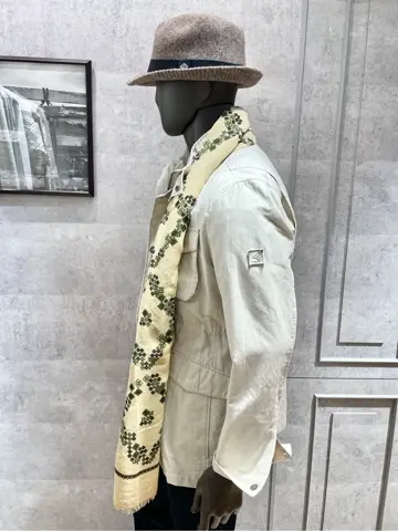 JOSEPH ABBOUD 二澤 コーディネート画像