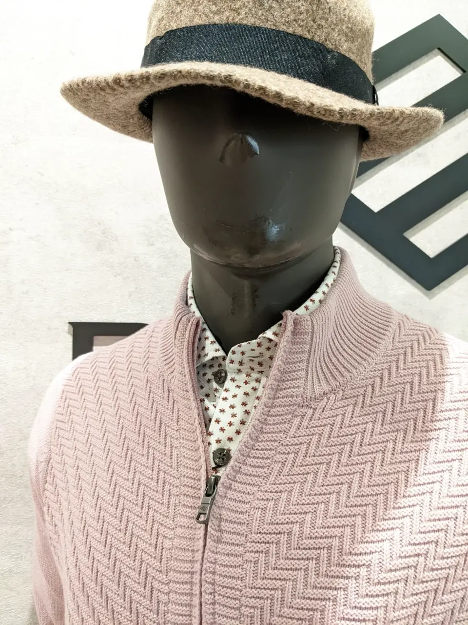 JOSEPH ABBOUD 大久 コーディネート画像