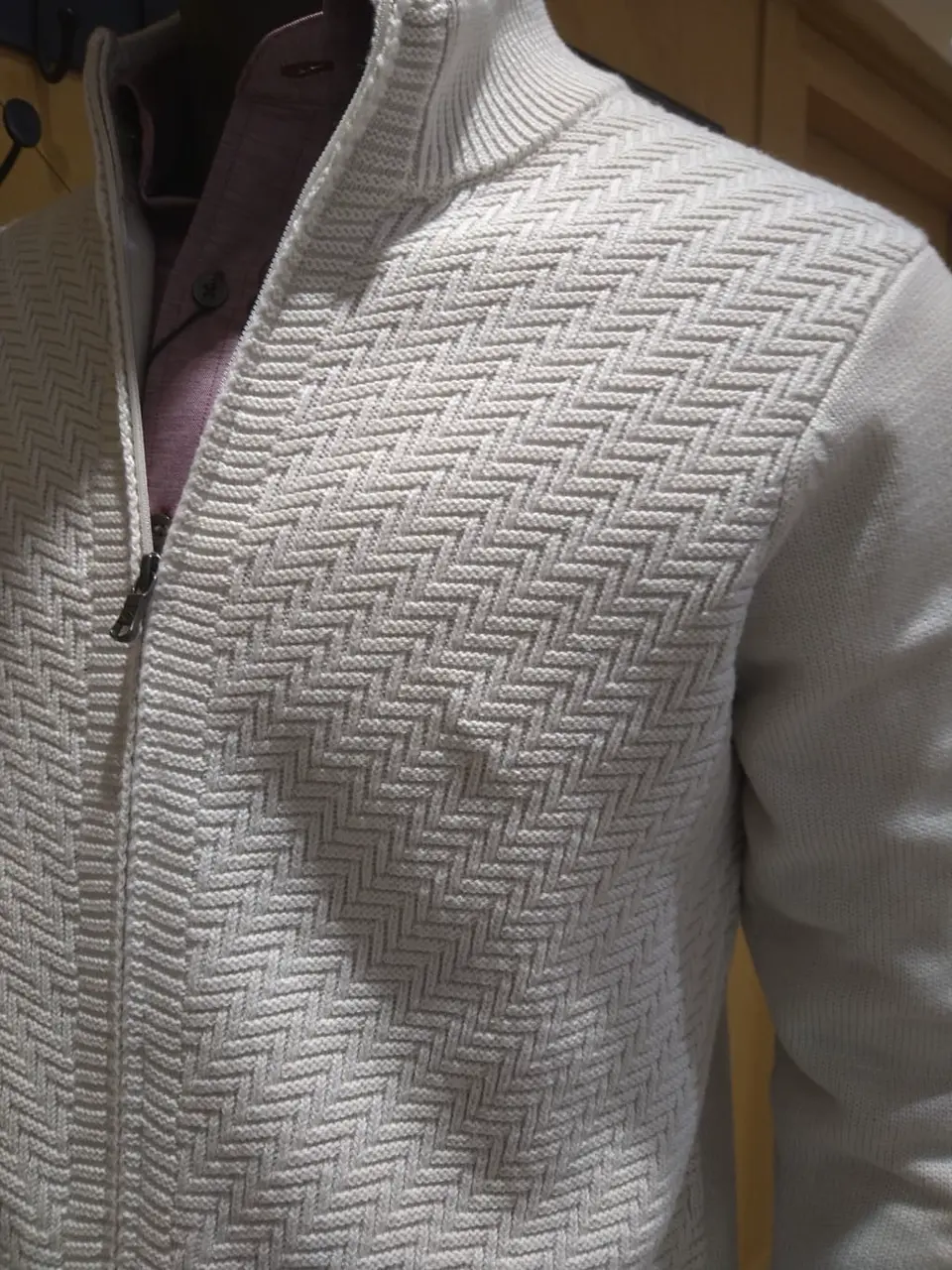 JOSEPH ABBOUD 重留 コーディネート画像