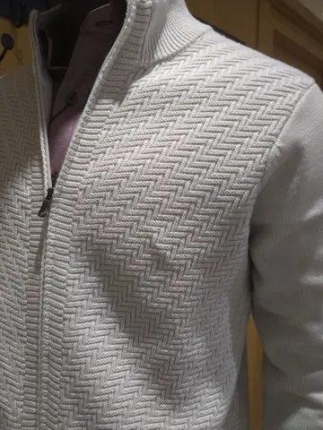 JOSEPH ABBOUD 重留 コーディネート画像