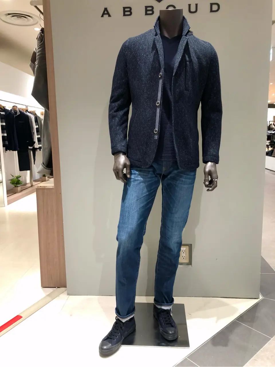 JOSEPH ABBOUD 川田 コーディネート画像