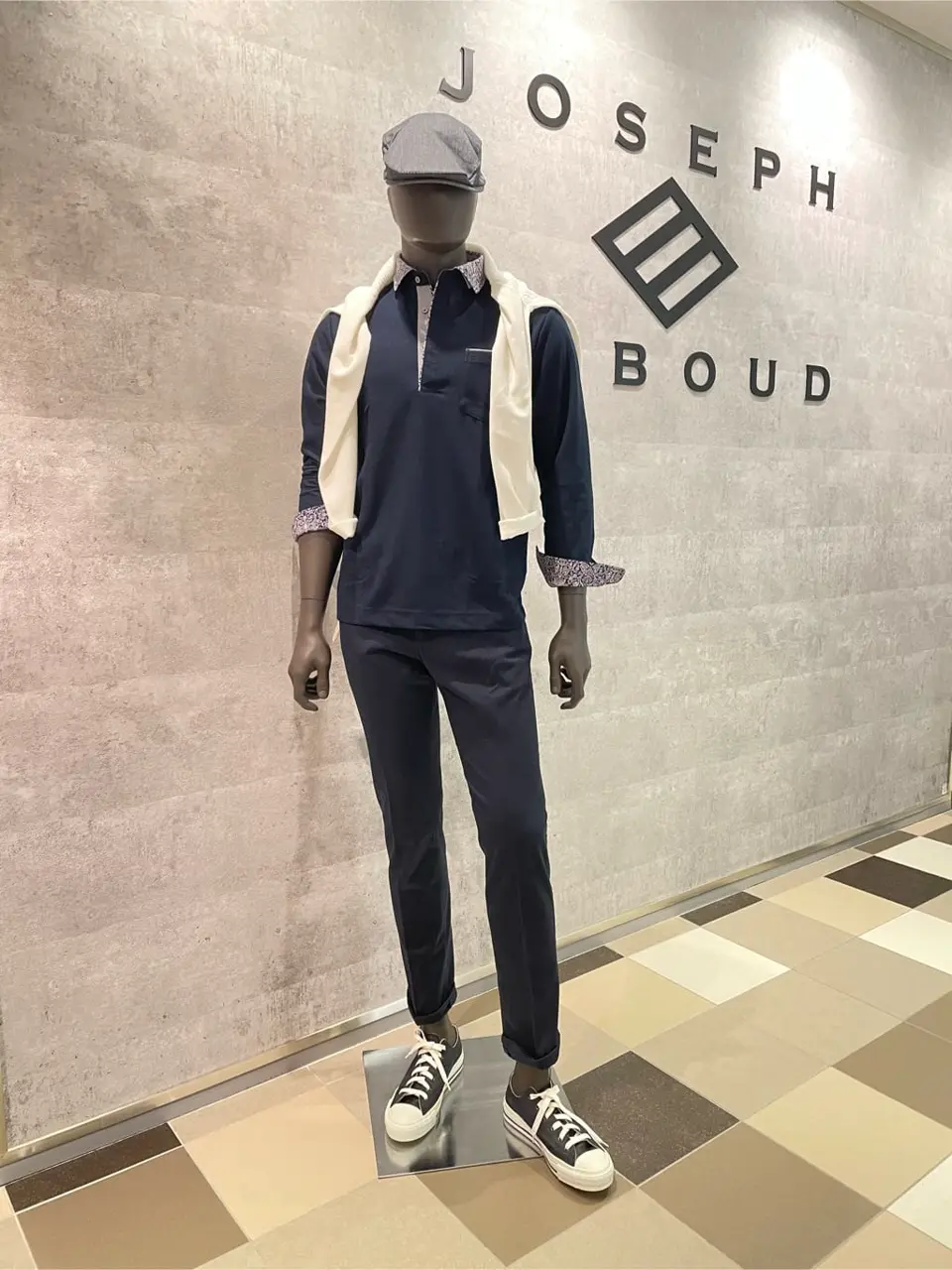  東　 コーディネート画像