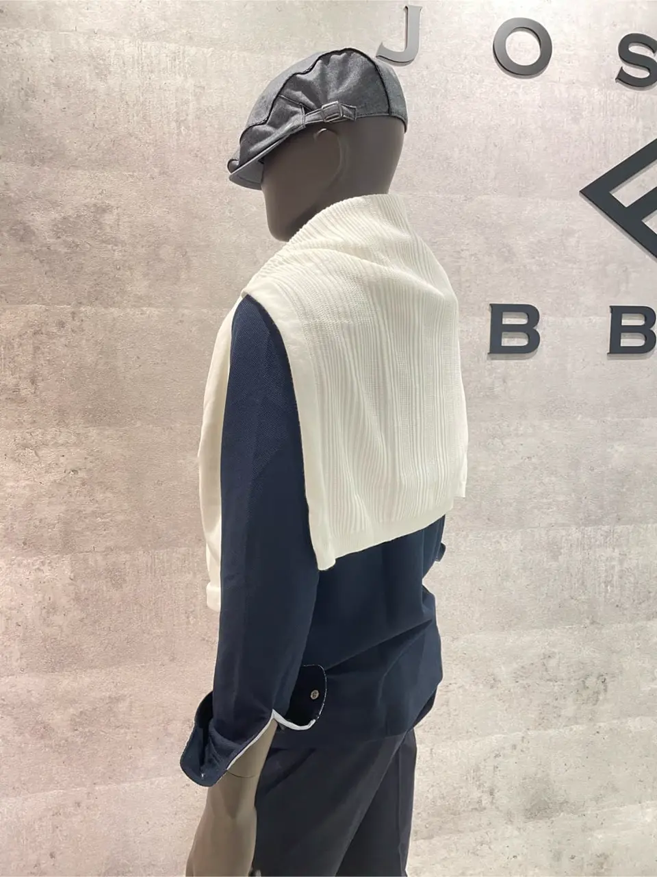 JOSEPH ABBOUD 東　 コーディネート画像