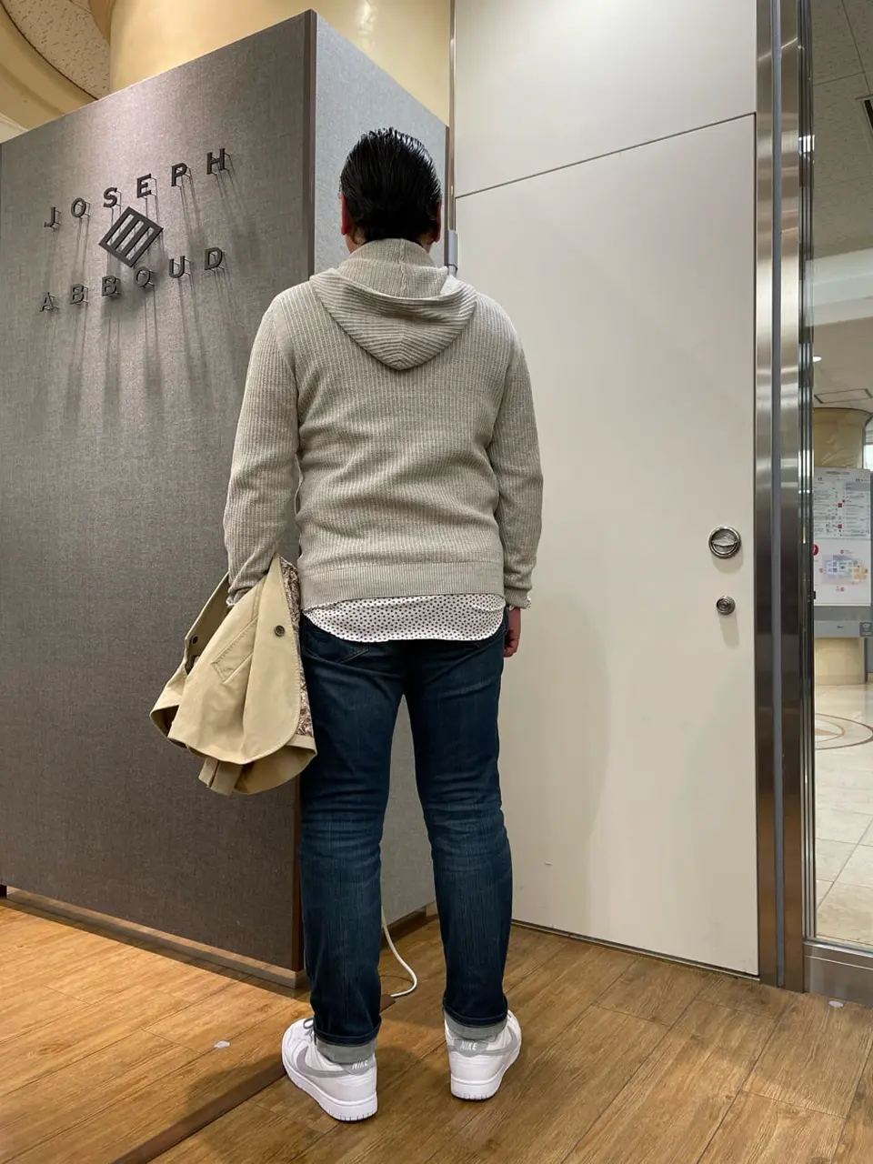 JOSEPH ABBOUD 辰見 コーディネート画像