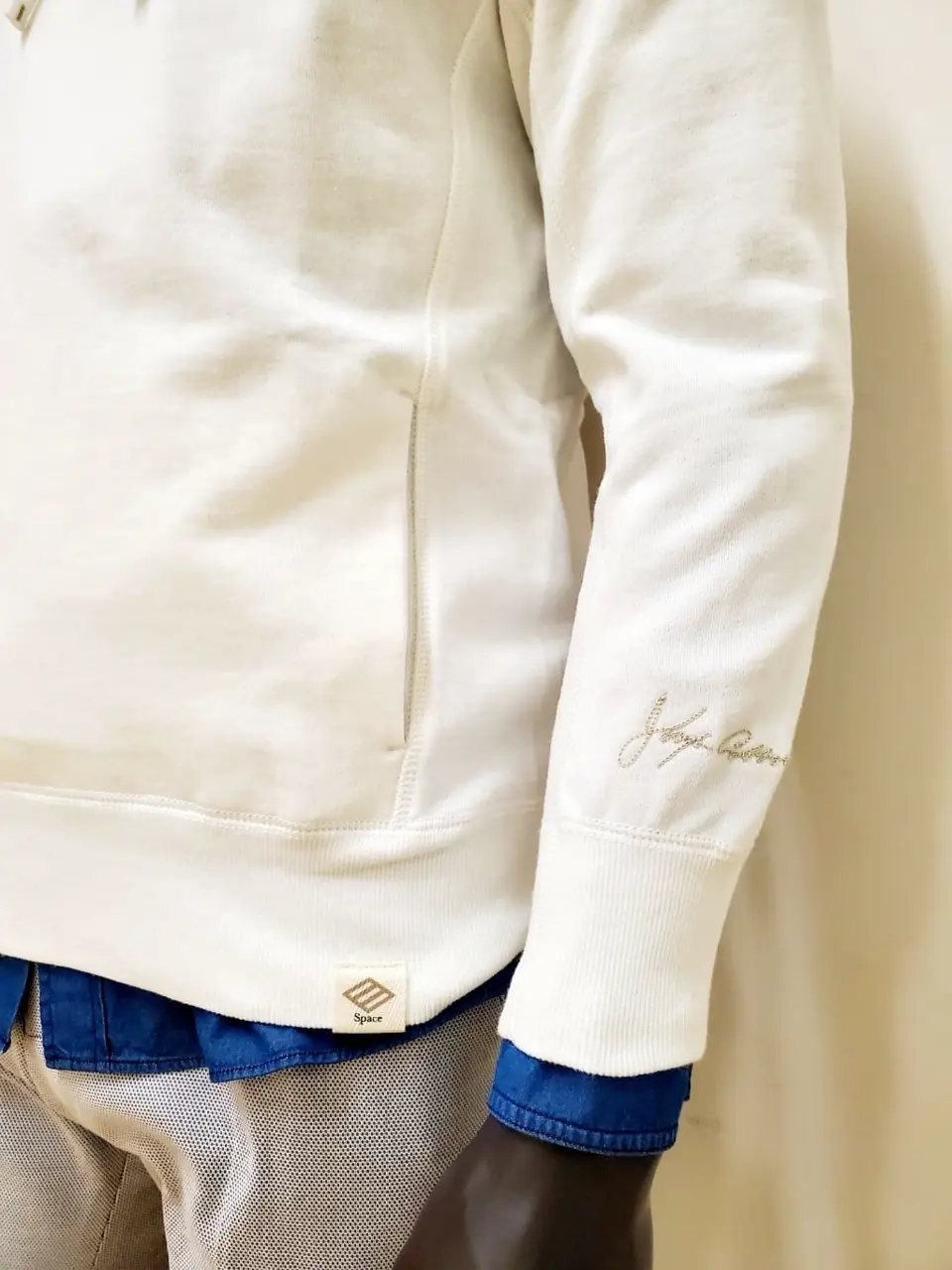 JOSEPH ABBOUD 亀井 コーディネート画像