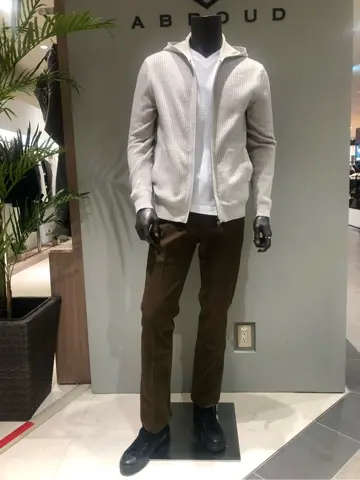 JOSEPH ABBOUD 川田 コーディネート画像