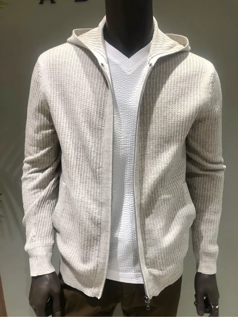 JOSEPH ABBOUD 川田 コーディネート画像