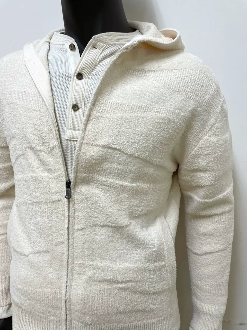 JOSEPH ABBOUD 金本 コーディネート画像