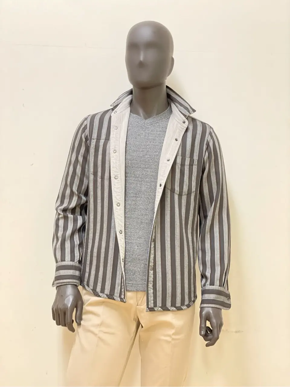 JOSEPH ABBOUD 金本 コーディネート画像