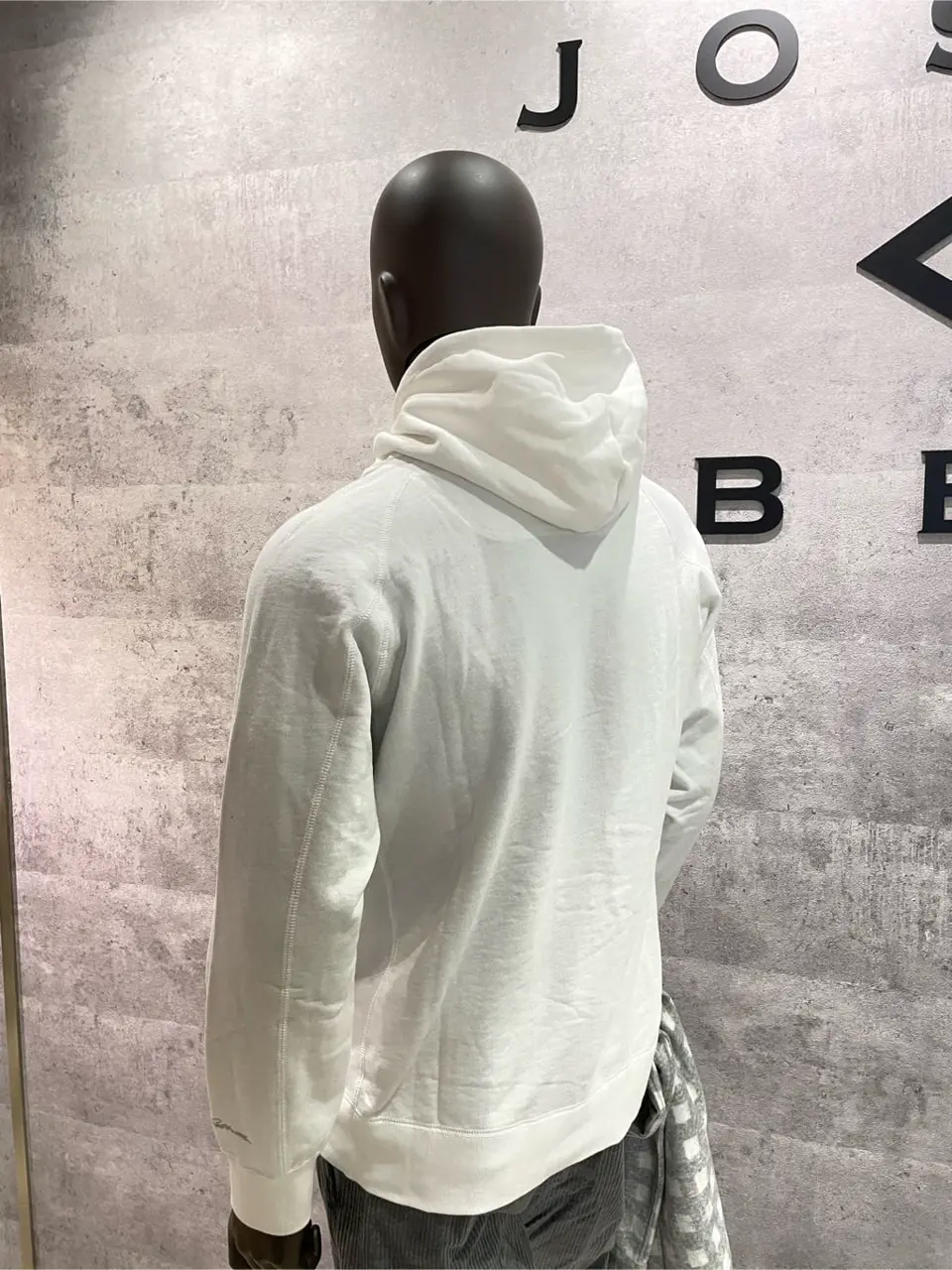 JOSEPH ABBOUD 東　 コーディネート画像