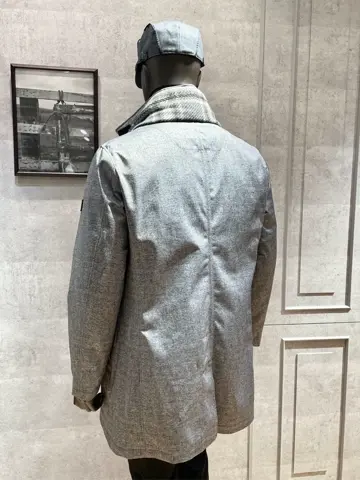 JOSEPH ABBOUD 二澤 コーディネート画像