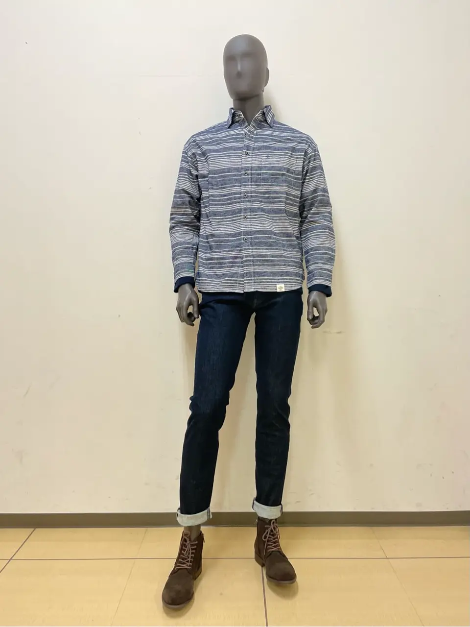 JOSEPH ABBOUD 金本 コーディネート画像