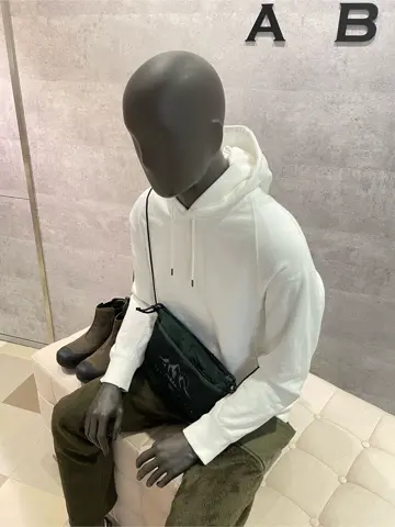 JOSEPH ABBOUD 東　 コーディネート画像