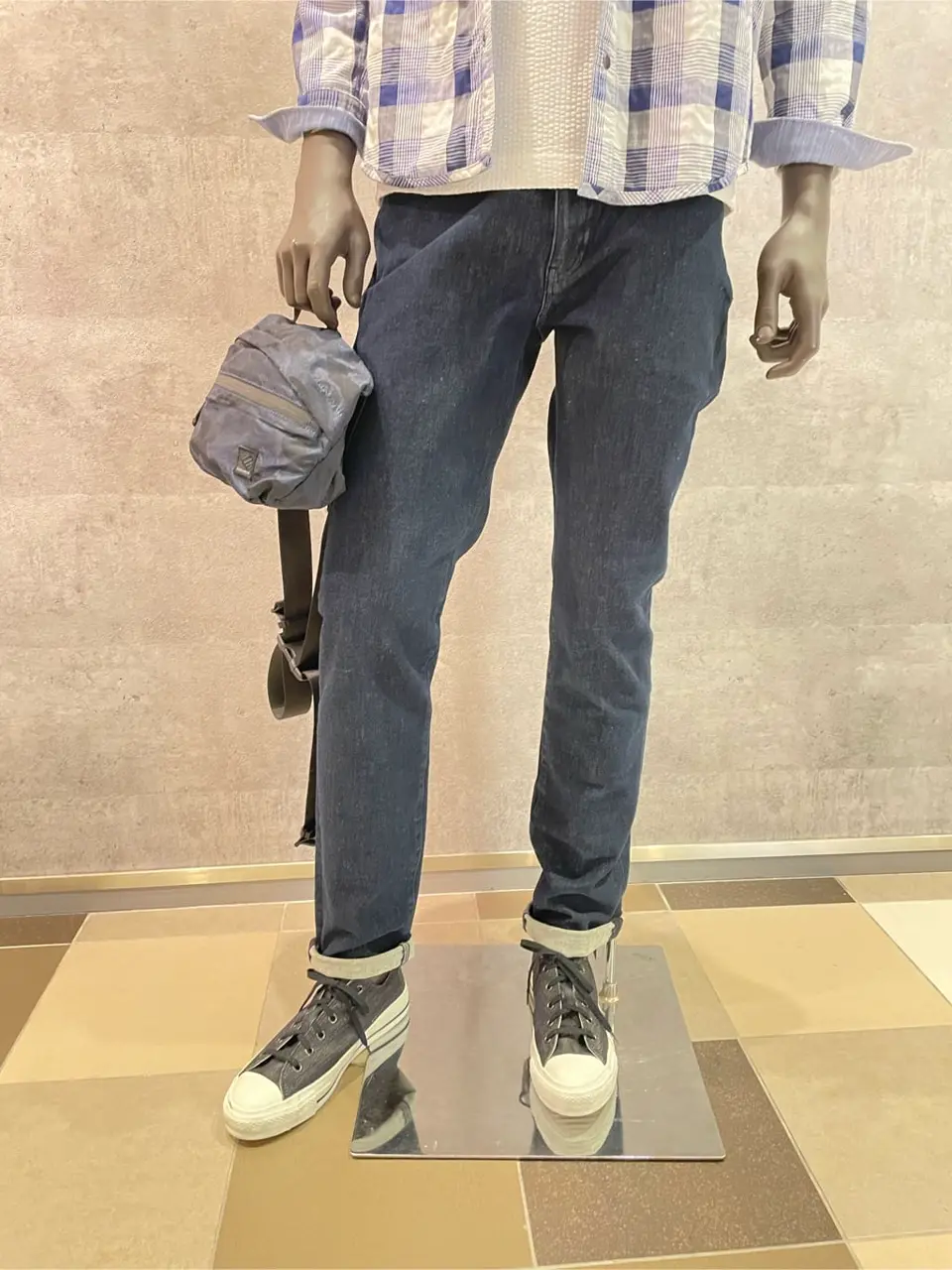 JOSEPH ABBOUD 東　 コーディネート画像