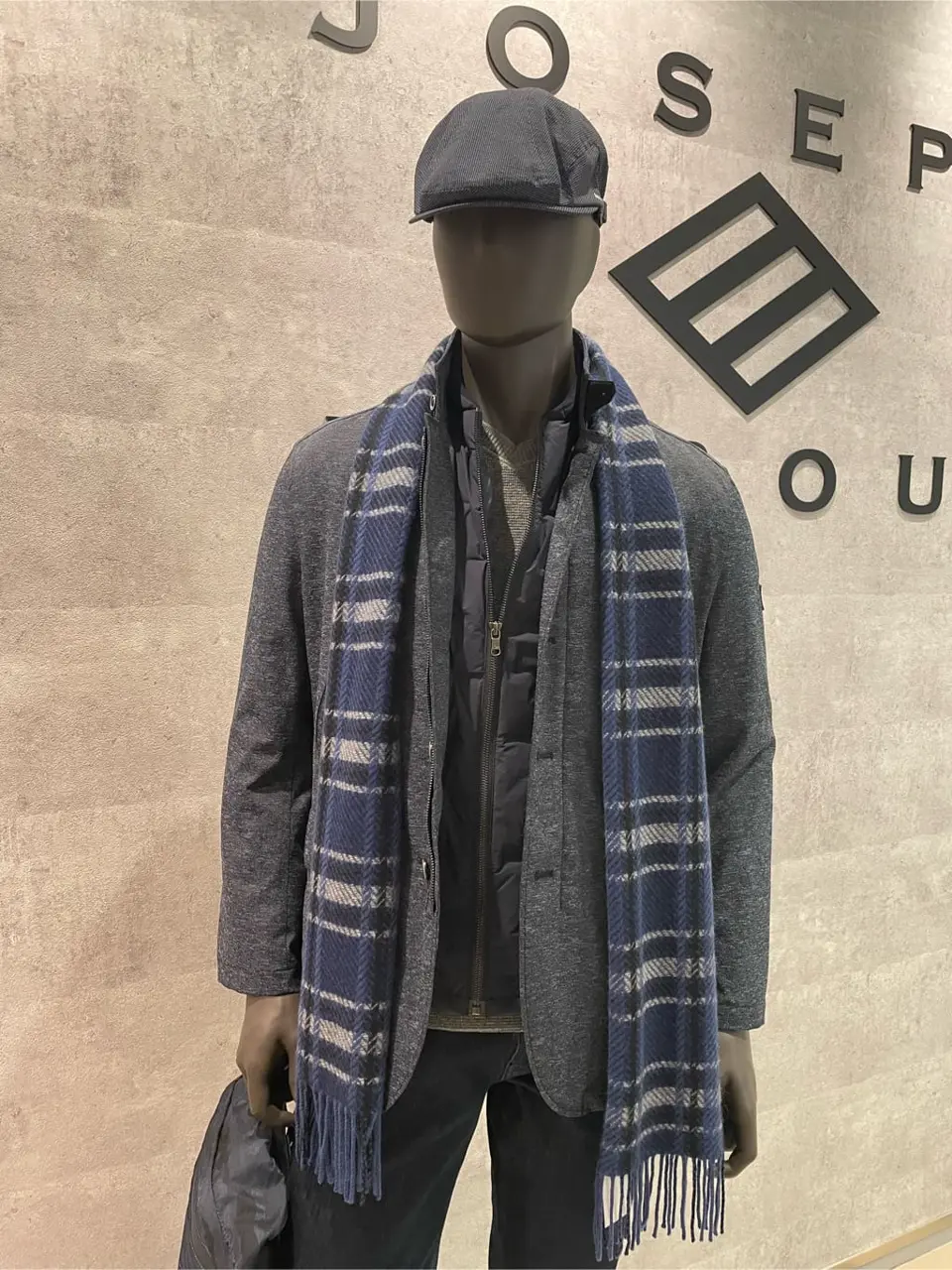 JOSEPH ABBOUD 東　 コーディネート画像