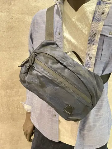 JOSEPH ABBOUD 東　 コーディネート画像