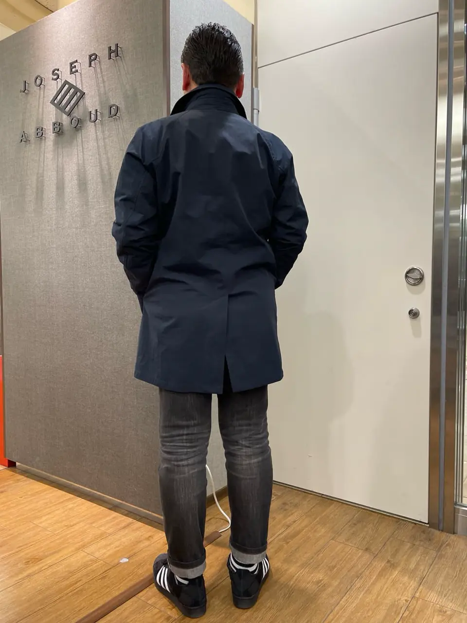 JOSEPH ABBOUD 辰見 コーディネート画像