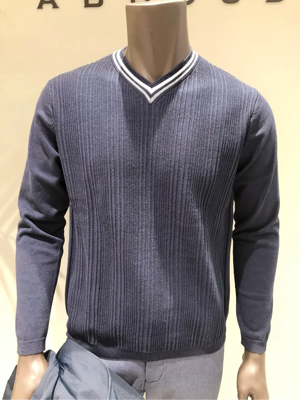 JOSEPH ABBOUD 川田 コーディネート画像