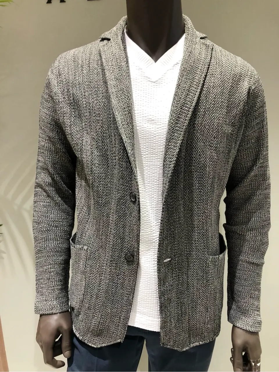 JOSEPH ABBOUD 川田 コーディネート画像