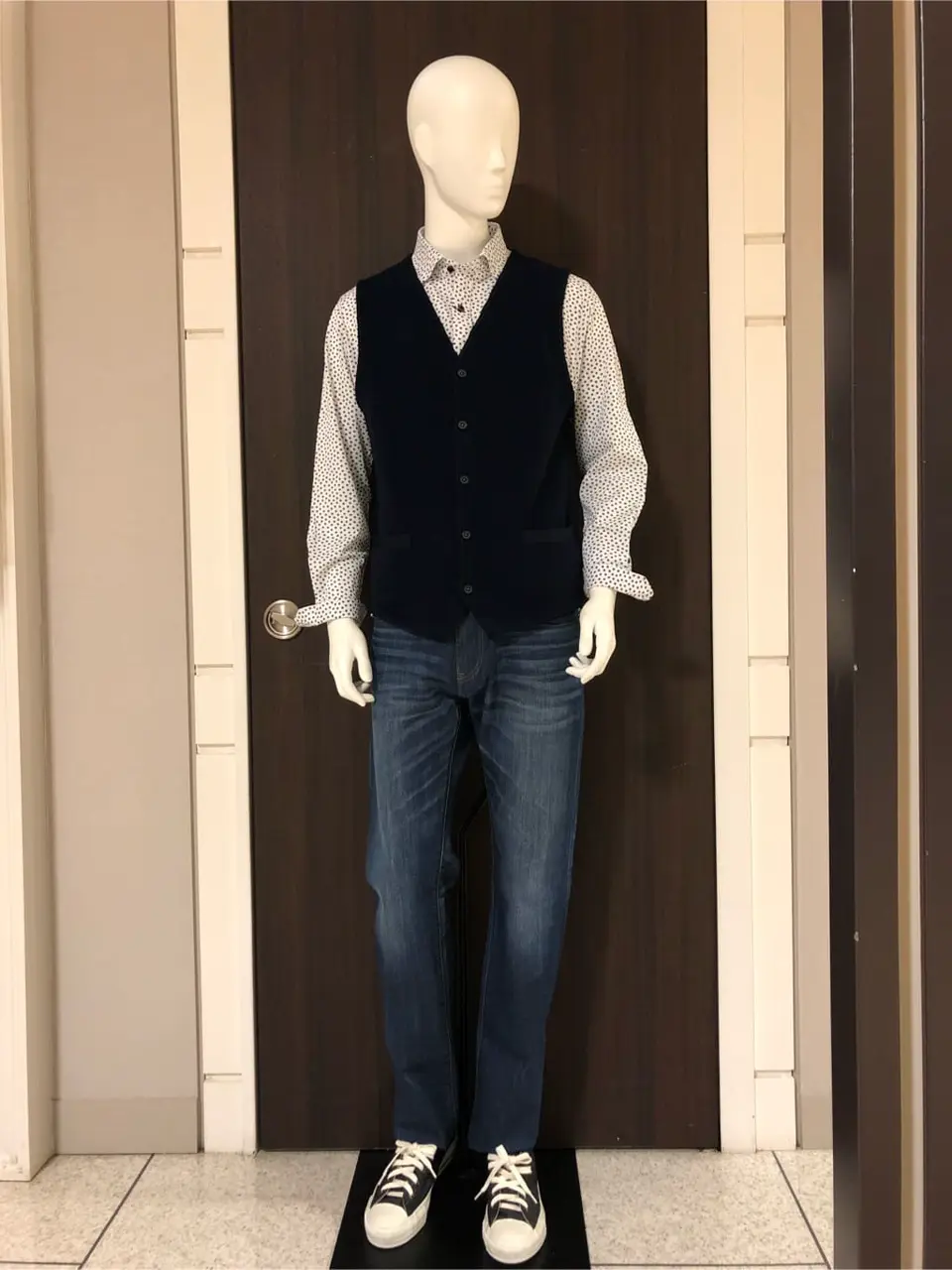 JOSEPH ABBOUD 山口 コーディネート画像