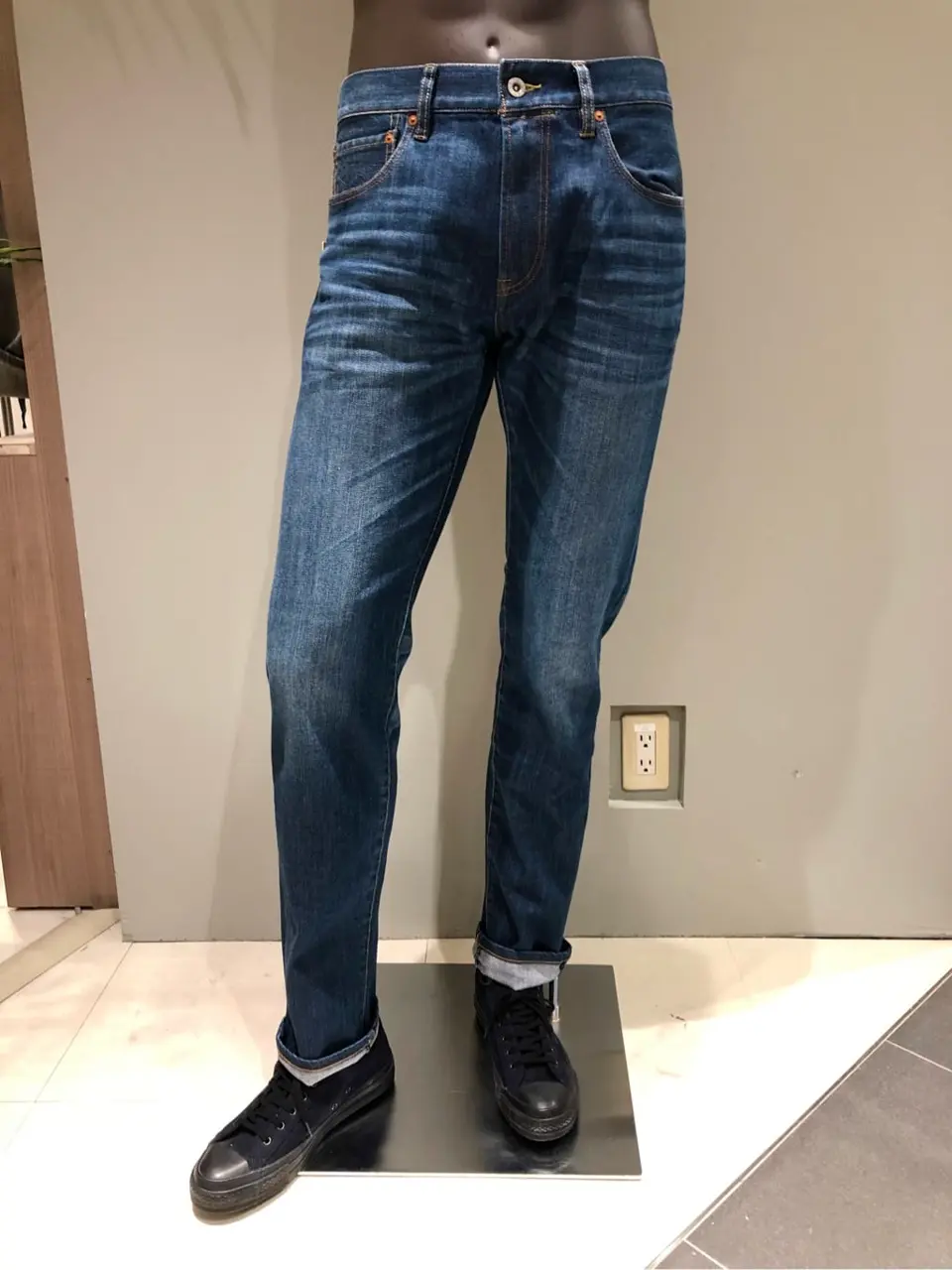 JOSEPH ABBOUD 川田 コーディネート画像