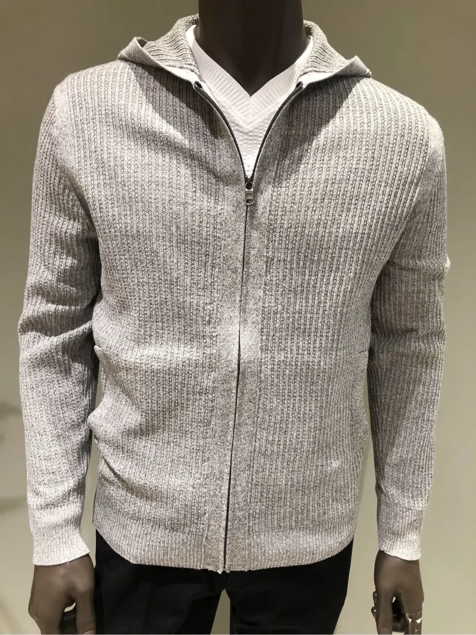 JOSEPH ABBOUD 川田 コーディネート画像