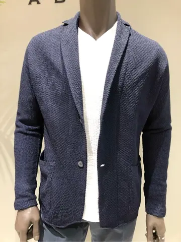 JOSEPH ABBOUD 川田 コーディネート画像