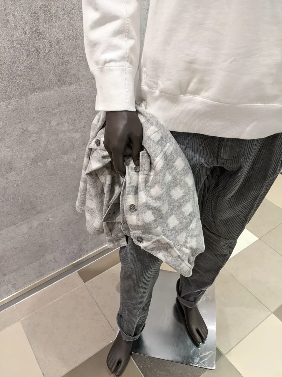 JOSEPH ABBOUD 大久 コーディネート画像