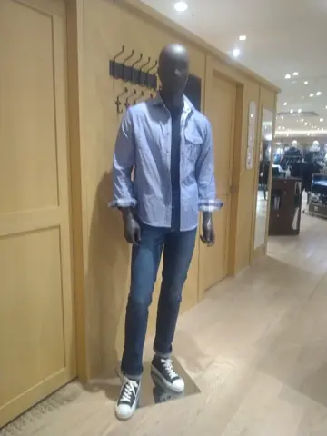 JOSEPH ABBOUD 重留 コーディネート画像