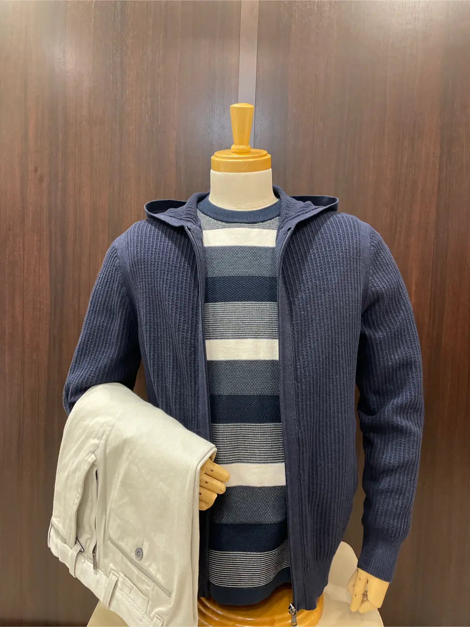 JOSEPH ABBOUD 松山 コーディネート画像