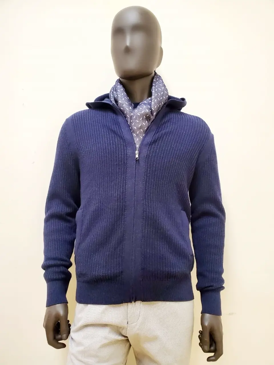 JOSEPH ABBOUD 亀井 コーディネート画像