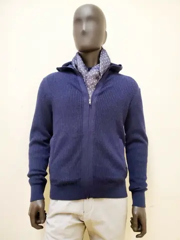 JOSEPH ABBOUD 亀井 コーディネート画像