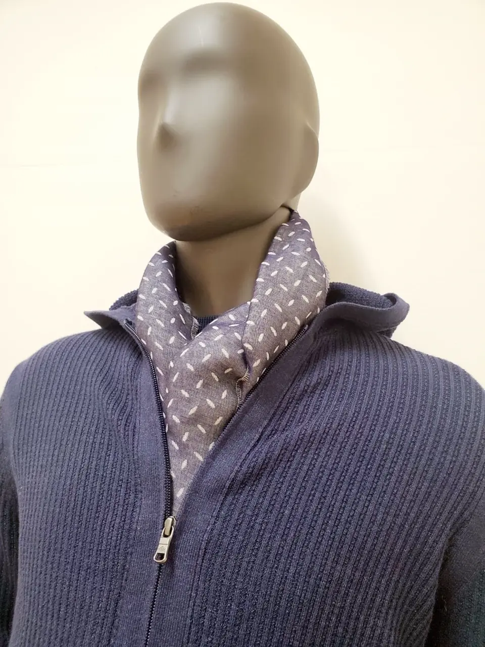 JOSEPH ABBOUD 亀井 コーディネート画像