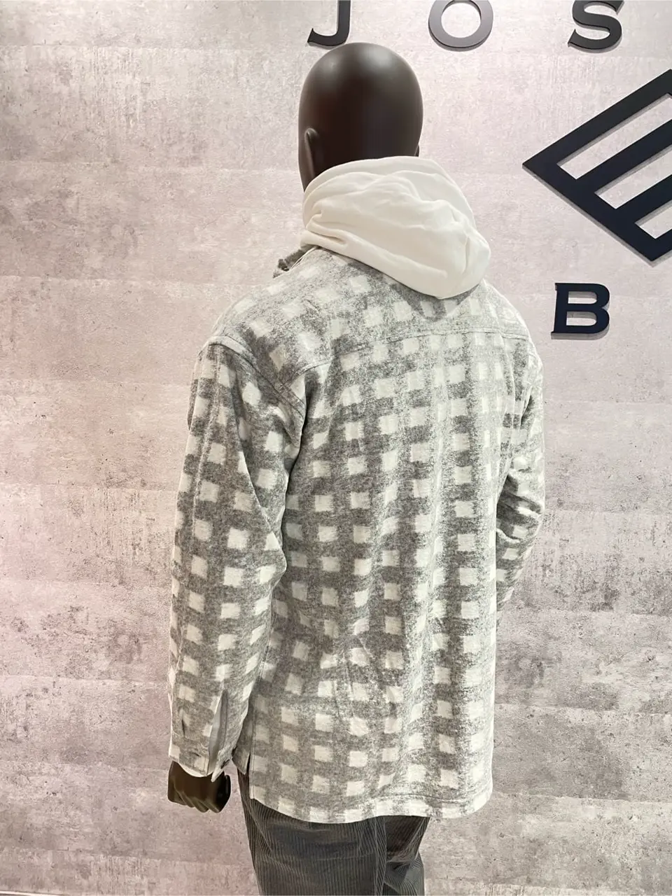 JOSEPH ABBOUD 東　 コーディネート画像