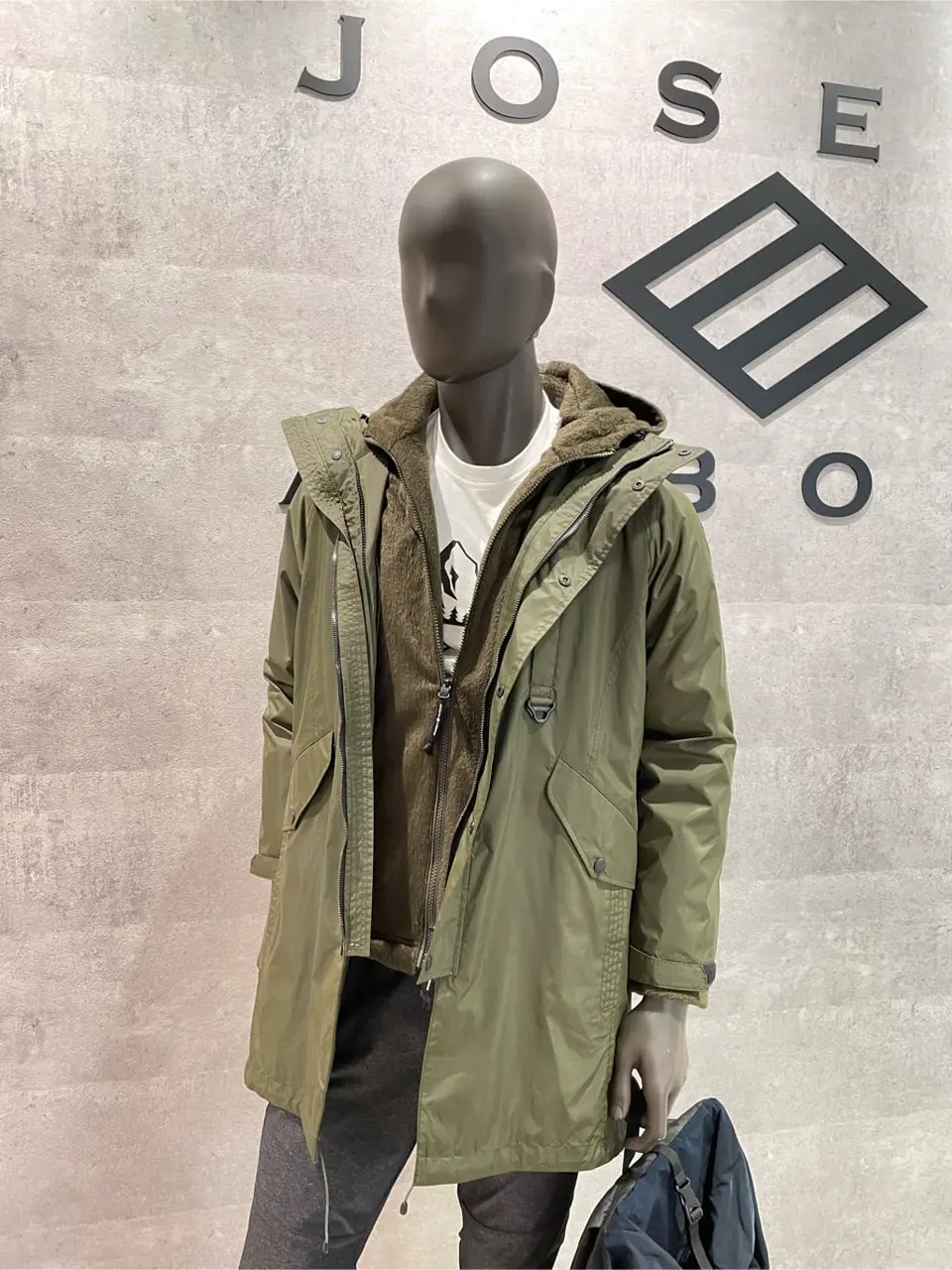 JOSEPH ABBOUD 東　 コーディネート画像