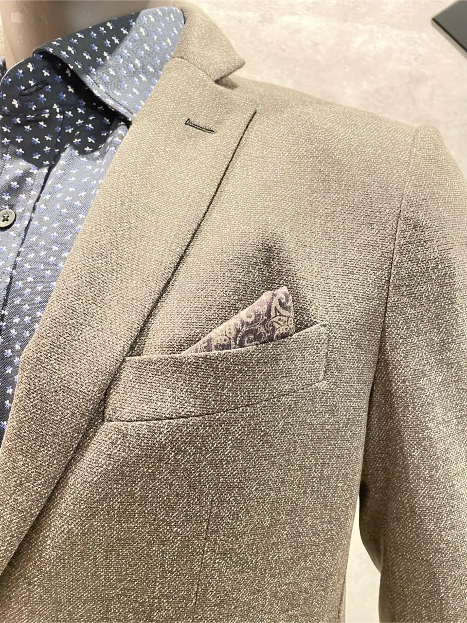 JOSEPH ABBOUD 東　 コーディネート画像