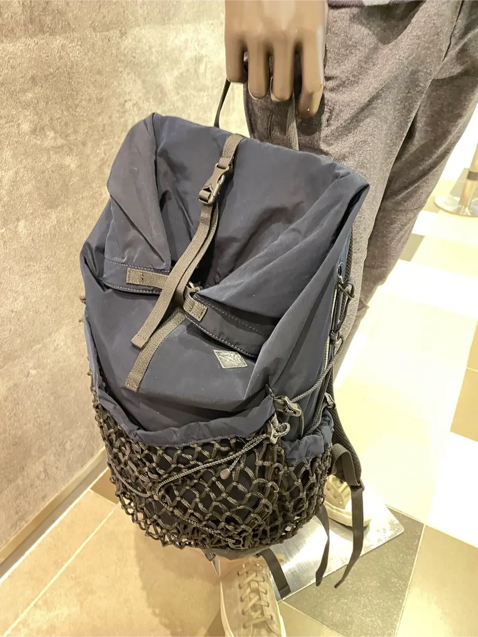 JOSEPH ABBOUD 東　 コーディネート画像