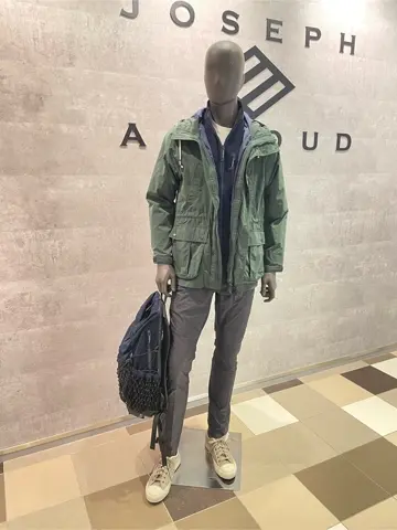 JOSEPH ABBOUD 東　 コーディネート画像