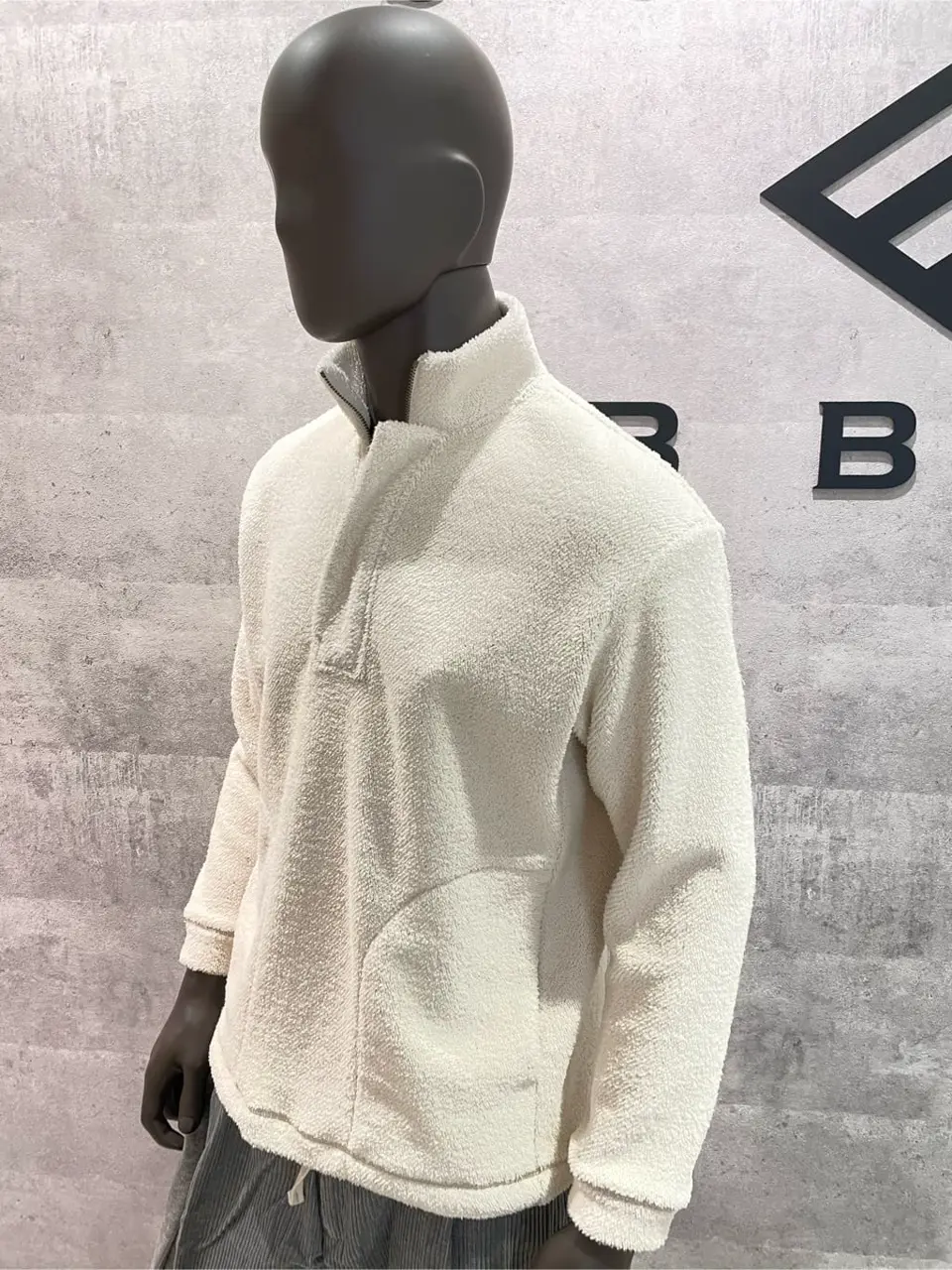 JOSEPH ABBOUD 東　 コーディネート画像