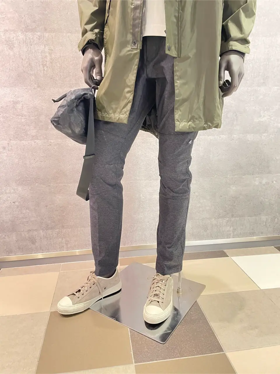 JOSEPH ABBOUD 東　 コーディネート画像